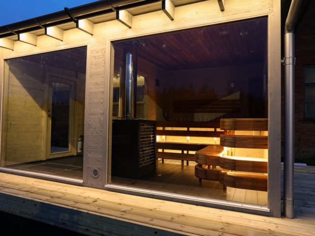 A sauna raft from Marinbastun