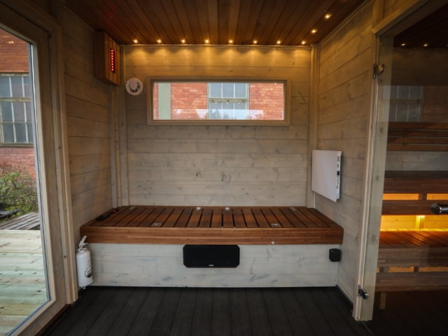 Large sauna raft