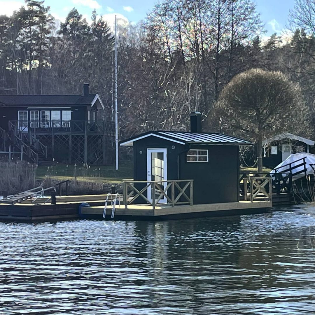 Bastub&aring;t Livia fr&aring;n Marinbastun 8 kvm