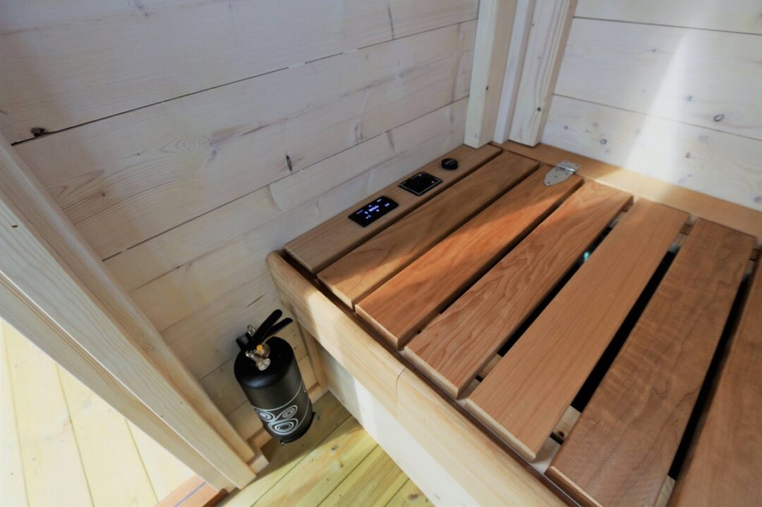 Sauna raft Frank XL delivered to Stocksund