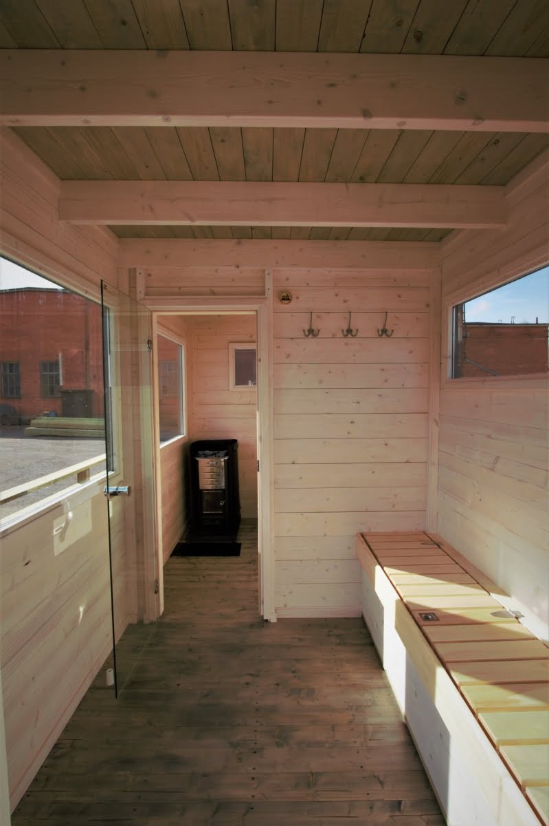 Leo sauna boat for sale, stock example - Marinbastun Leo sauna boat for sale, stock example - Marinbastun