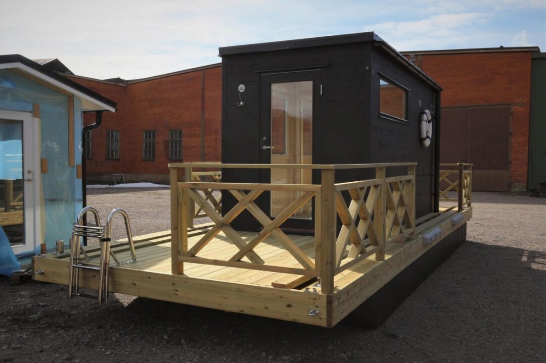 Leo sauna boat for sale, stock example - Marinbastun Leo sauna boat for sale, stock example - Marinbastun