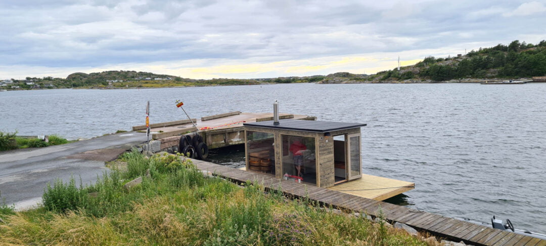 Sauna-Floß „Frank XL“ von Marinbastun
