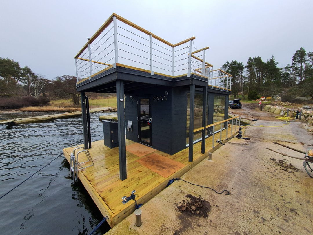 Tak terrasse på bastuflåte