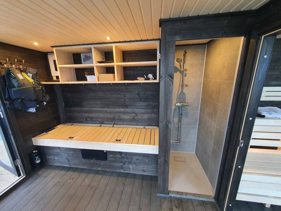 Hexax group Åland sauna raft Melvin 09