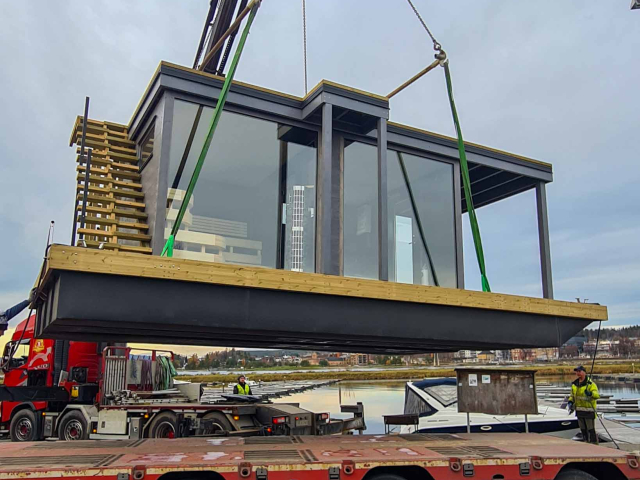 Bastuflotte Frank XL zur Floating Sauna in Hamar 02