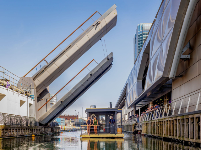 Melvin Skuna Boats London 18