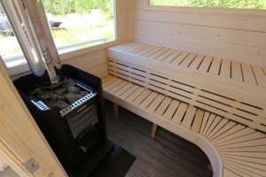 Fin og lys innredning på badstuflåte